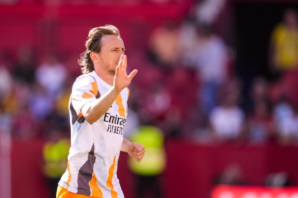 Reporter: Modric is preparing to shorten his holiday and is expected to arrive in Milanello at the end of July