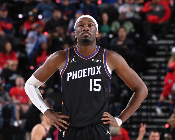 Fill in the data columns! Ma Wei made 7 of 9 shots and scored 15 points and 6 rebounds with a plus-minus of +15